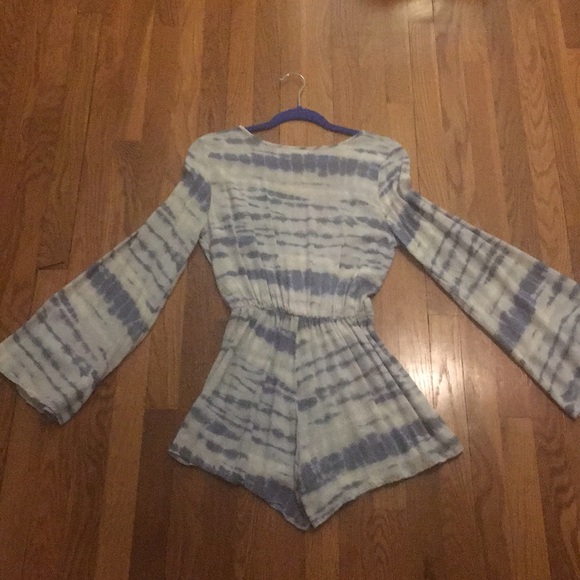 Tie dye long sleeved romper! - Picture 4 of 4